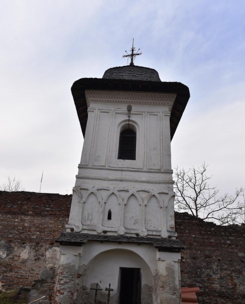 Mănăstirea Berislăvești Mănăstirea Berislăvești - Turnul clopotniței